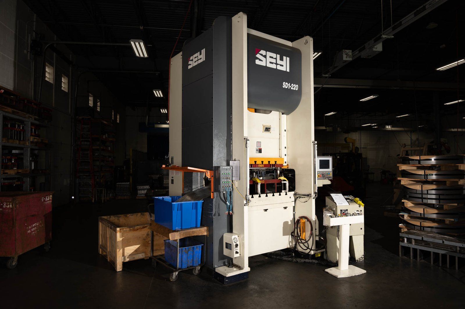 A Seyi press on the production floor
